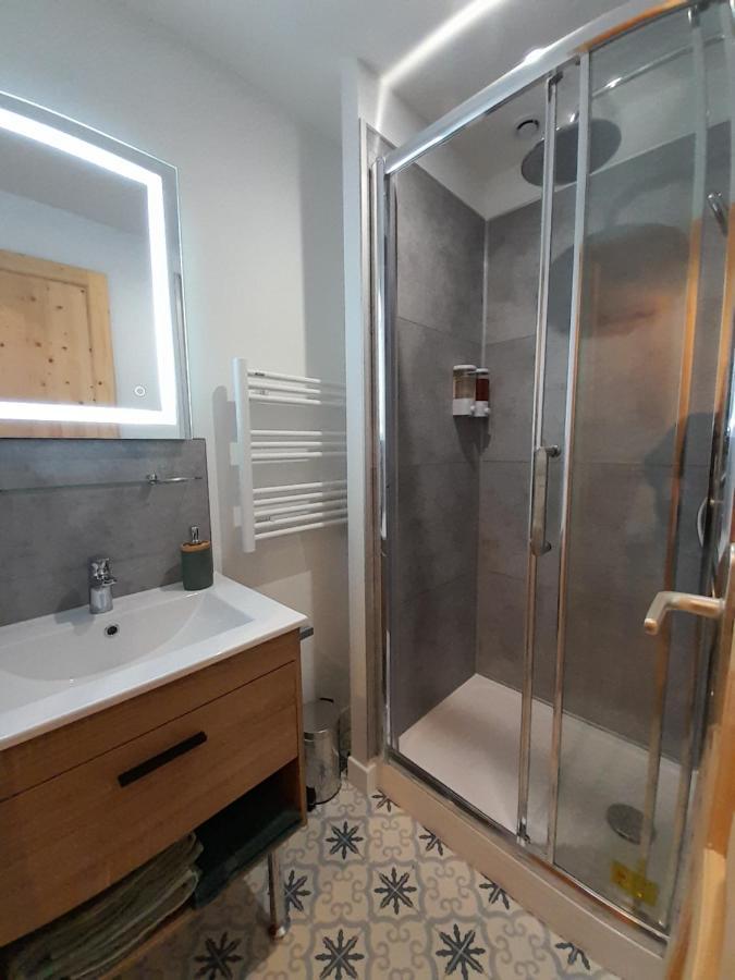 La Pause Sous Le Pin B&B Chambres D'Hotes カプタング エクステリア 写真